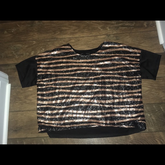 Sequin Top - Picture 1 of 4